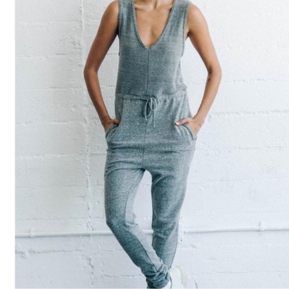 NWT Joah Brown Market Lounge Jumpsuit Gray NEW Size Medium Large
